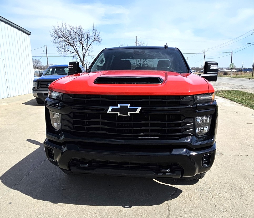 Sam's Riverside Inc. | 186997 | 2024 Chevrolet SILVERADO 2500 CREW CAB ...